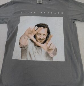 Tyler Hubbard Concert Merch Grey Tee Shirt Size Medium